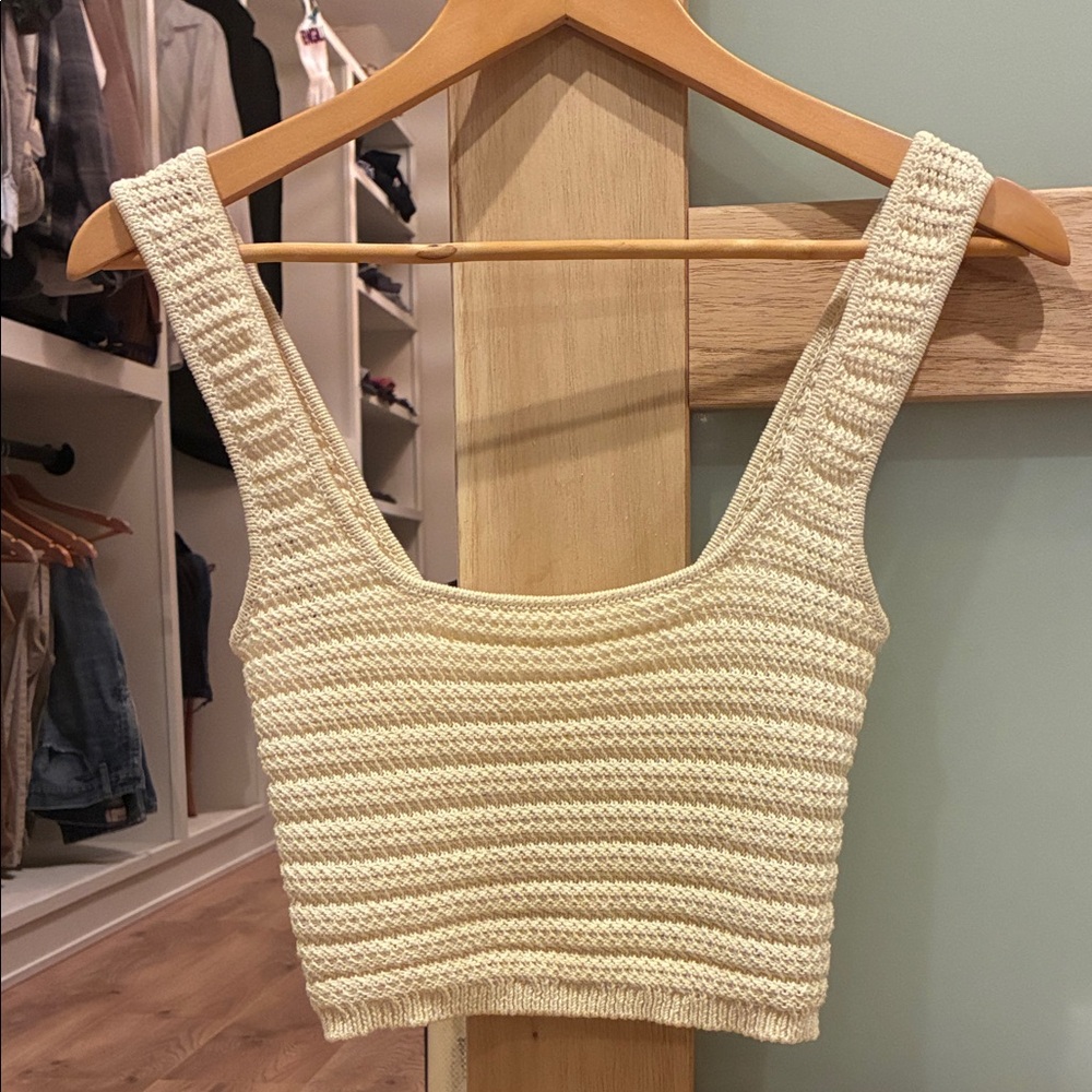 H&M Cream Knit Crop Top